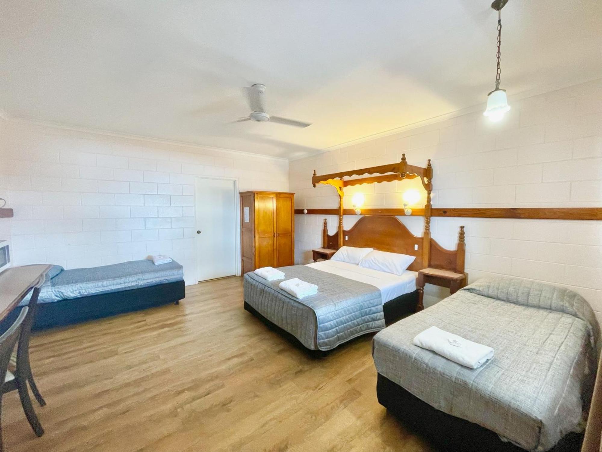 Yongala Lodge By The Strand Townsville Exterior photo